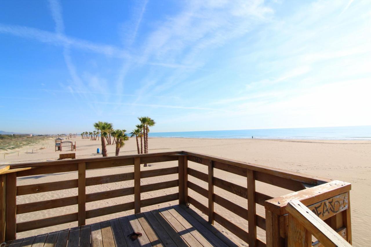 Global Properties, Apartamento De 2 Habitaciones Con Terraza Y Vistas Al Mar Canet d’En Berenguer Kültér fotó