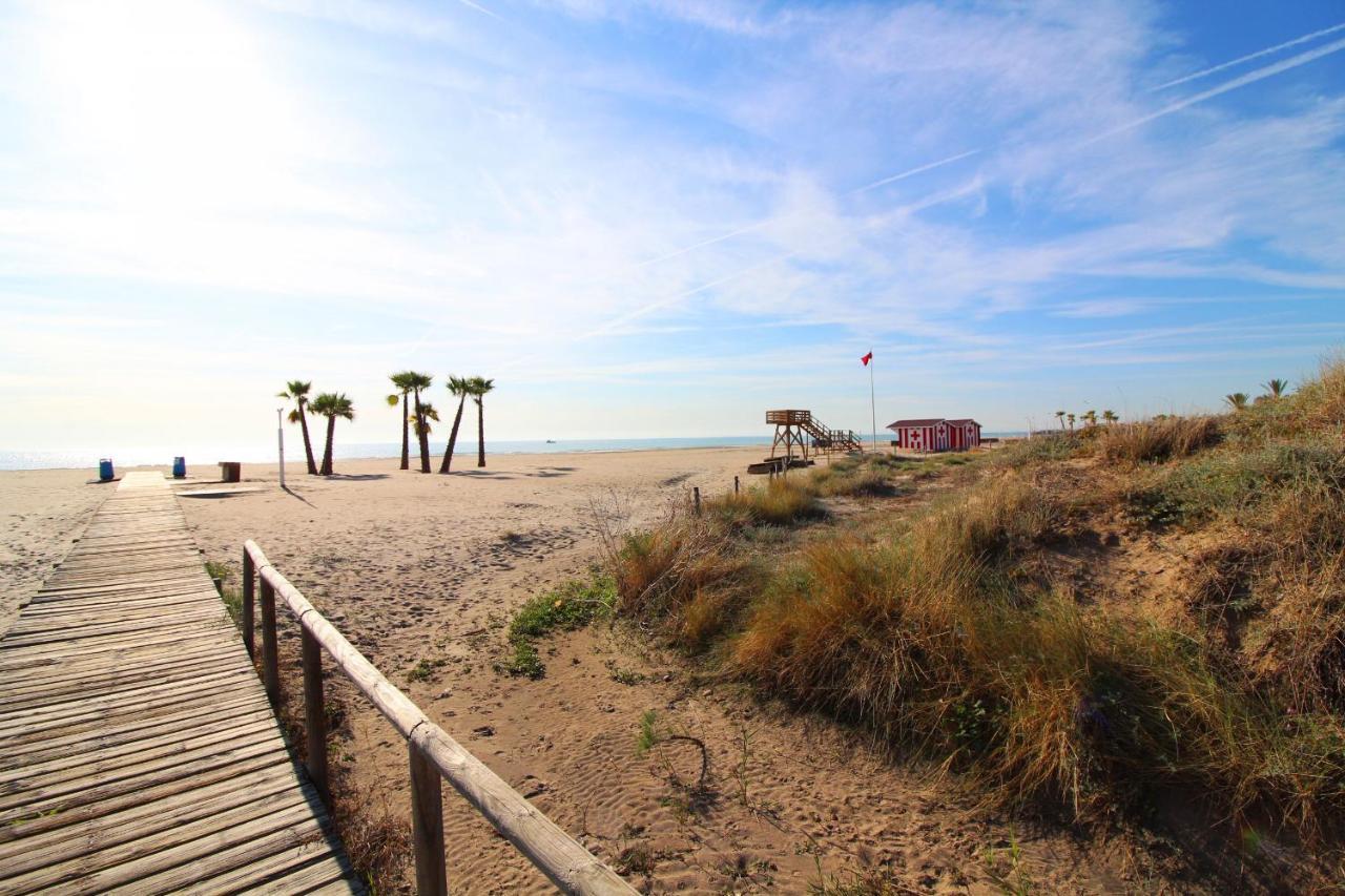 Global Properties, Apartamento De 2 Habitaciones Con Terraza Y Vistas Al Mar Canet d’En Berenguer Kültér fotó